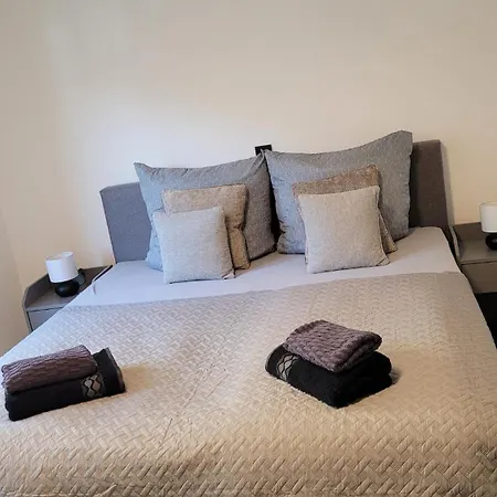 Апартаменты Ruhig Gelegende An Der Mosel Бурген