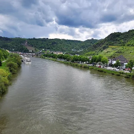Ruhig Gelegende An Der Mosel Lejlighed Burgen (Mayen-Koblenz)