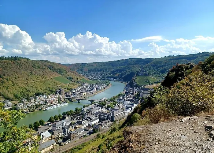 Ruhig Gelegende An Der Mosel *