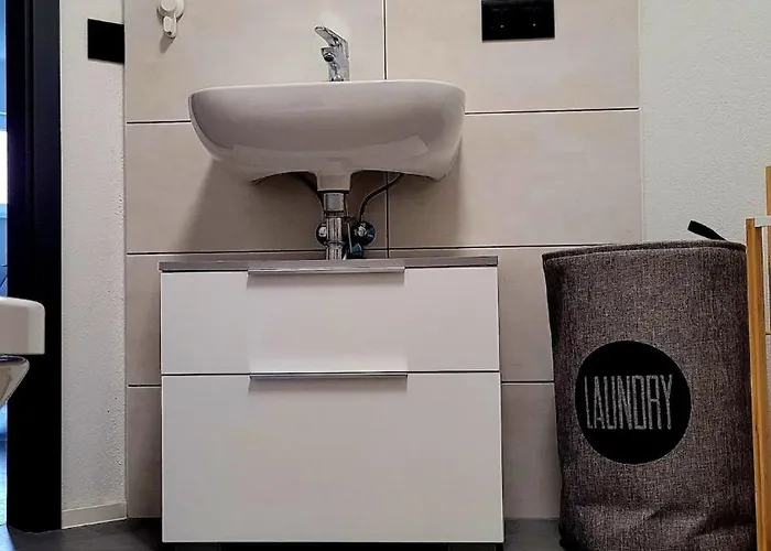 Ruhig Gelegende An Der Mosel *